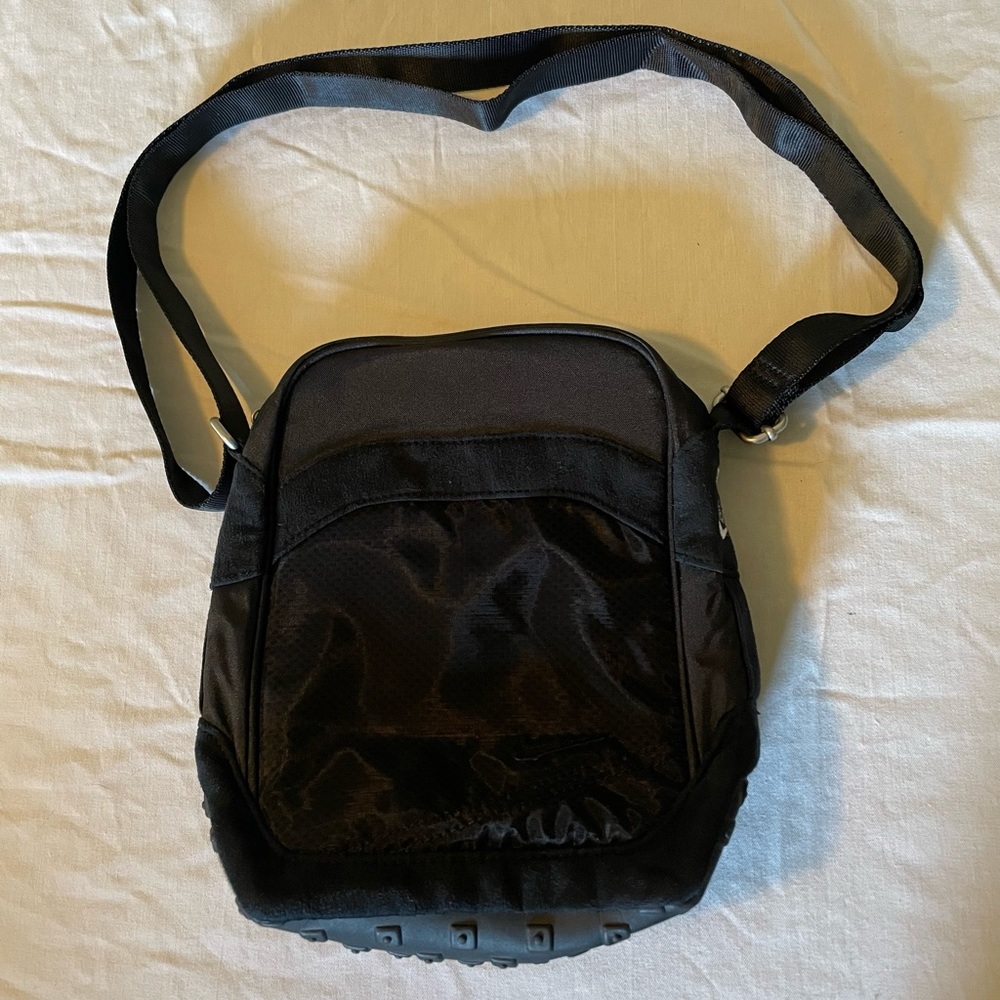 NIKE Mini Crossbody Bag NWOT